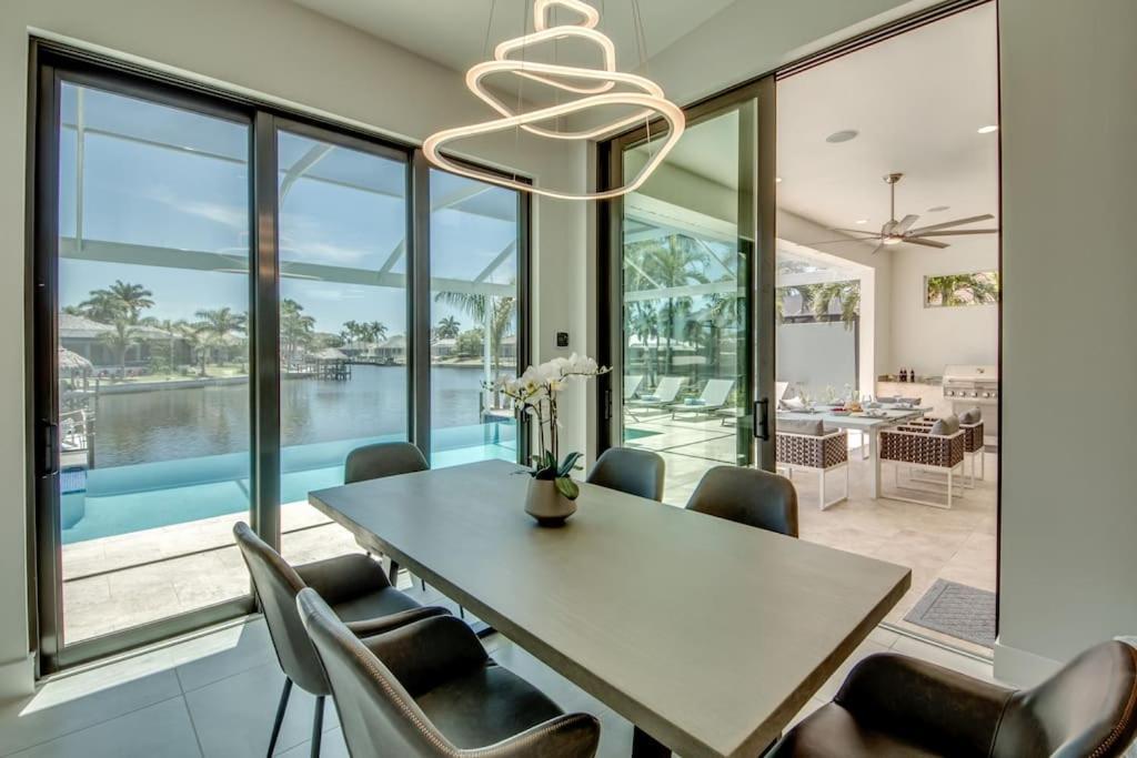 Villa Sensation By Coralvilla - New,Modern With Pool เคปคอรัล ภายนอก รูปภาพ