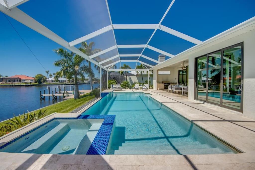 Villa Sensation By Coralvilla - New,Modern With Pool เคปคอรัล ภายนอก รูปภาพ