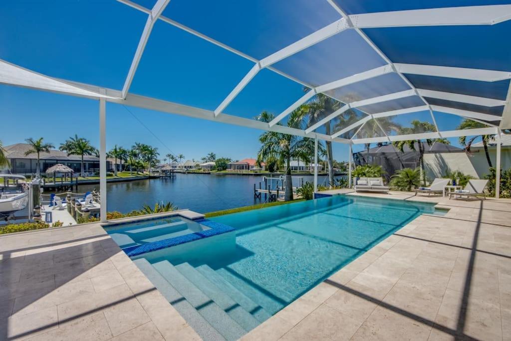 Villa Sensation By Coralvilla - New,Modern With Pool เคปคอรัล ภายนอก รูปภาพ
